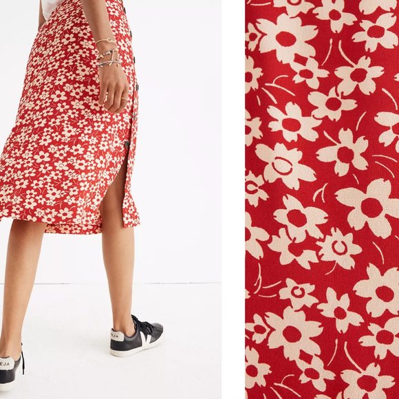 Madewell Side Button Skirt in Full Bloom - Picture 2 of 4